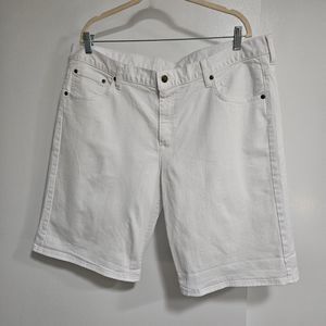 Garnet Hill‎ Size 18 (XL) White Denim Jean 5-Pocket Bermuda Shorts 40x11 inch